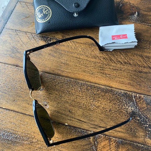 Ray Ban Clubmaster Classic Sunglasses. - Picture 6 of 6